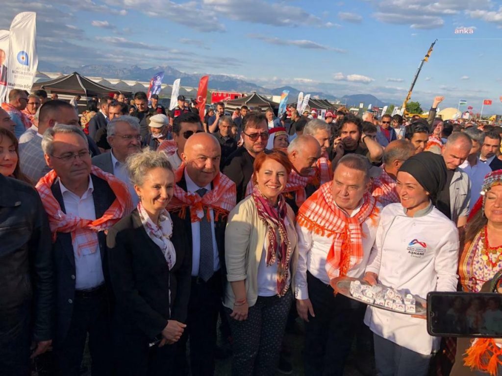 Büyükşehir, Mersin’i Antalya Yörük Türkmen Festivali’nde Tanıtıyor