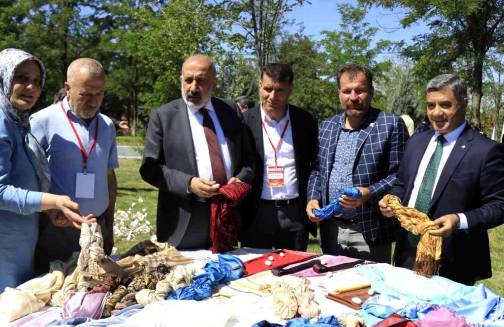 Diyarbakır’da İpekböcekçiliği çalıştayı