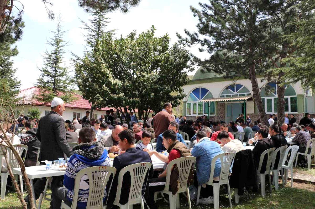 Havza’da çiftçiler afetlerden korunmak için kurban kesti