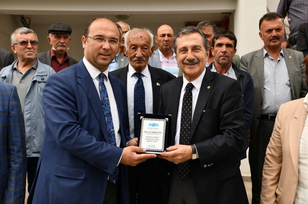 Tepebaşı Belediye Başkanı Ataç, Kardeş Seyitgazi’de Vatandaşlar ile Buluştu