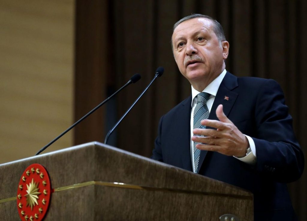 Erdoğan: “Tüm memurlarımızın ek göstergelerinde 600 puanlık bir yükseltmeye gitmeyi kararlaştırdık”