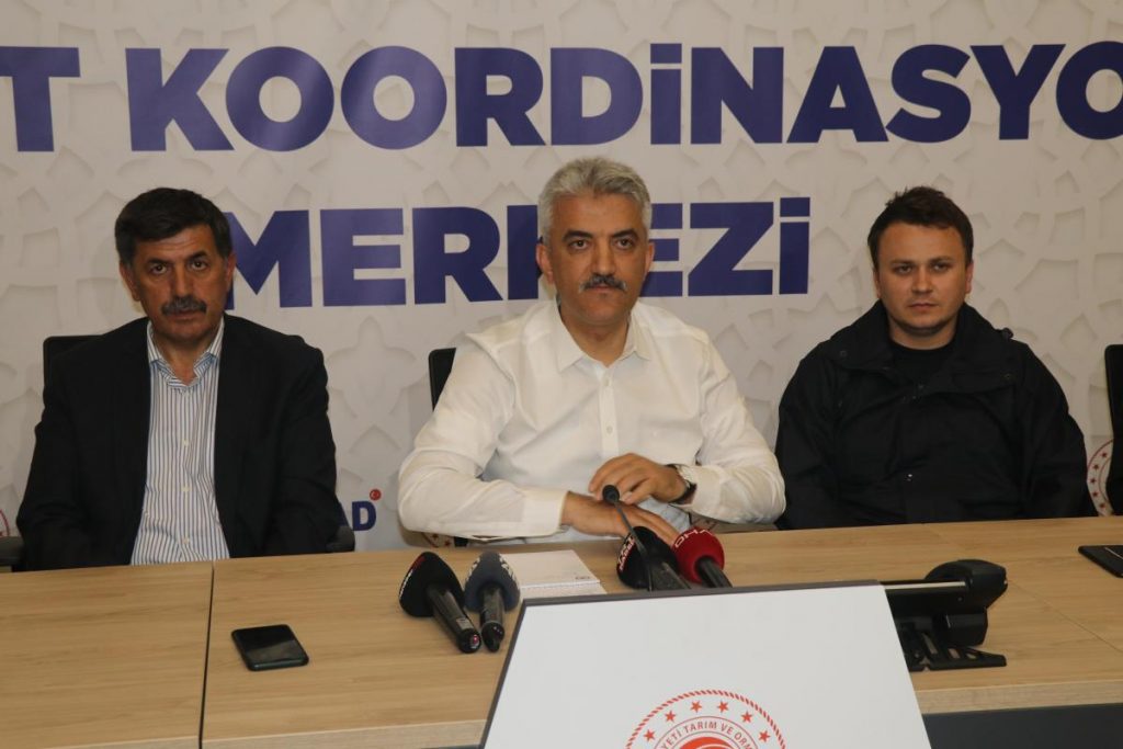 Erzincan Valisi Mehmet Makas, kentte yaşanan su taşkınıyla ilgili konuştu