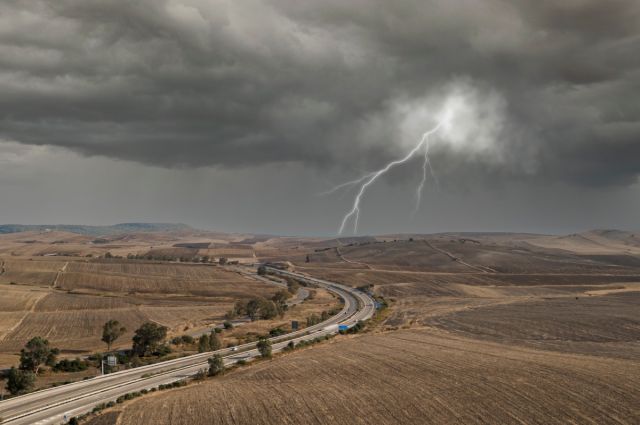 Meteorolojiden Sağanak ve Toz Taşınımı Uyarısı