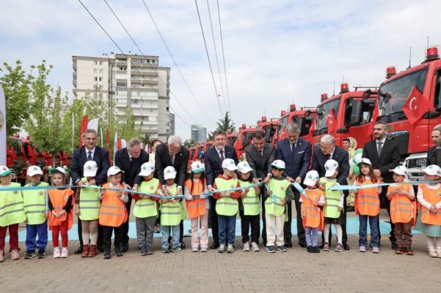 Tarım ve Orman Bakanlığı 101 Yangın Aracını Göreve Uğurladı